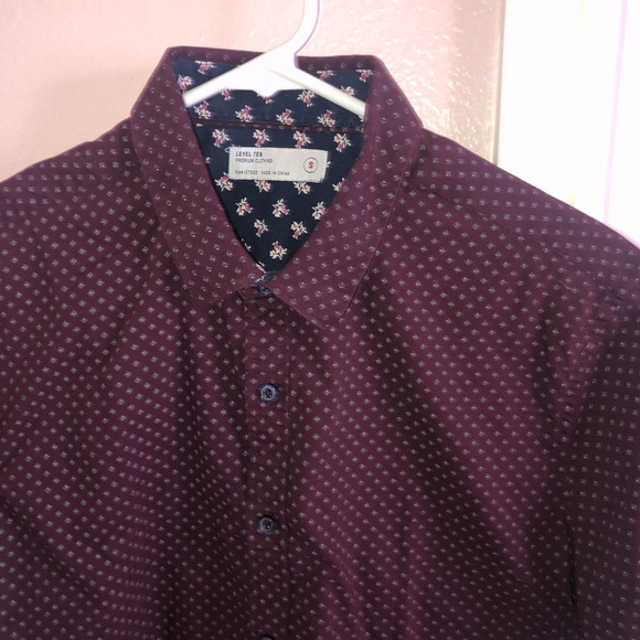 Men’s button down shirt - Picture 2 of 3